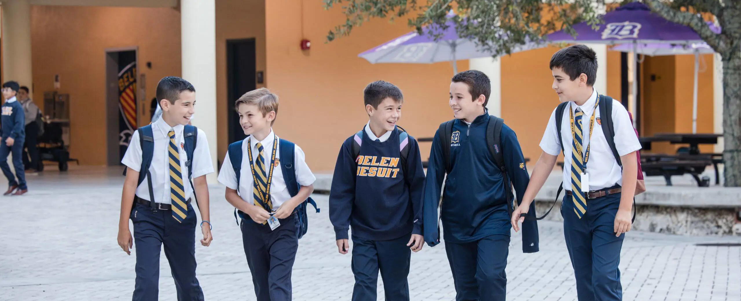 Belen Jesuit students walking to class.