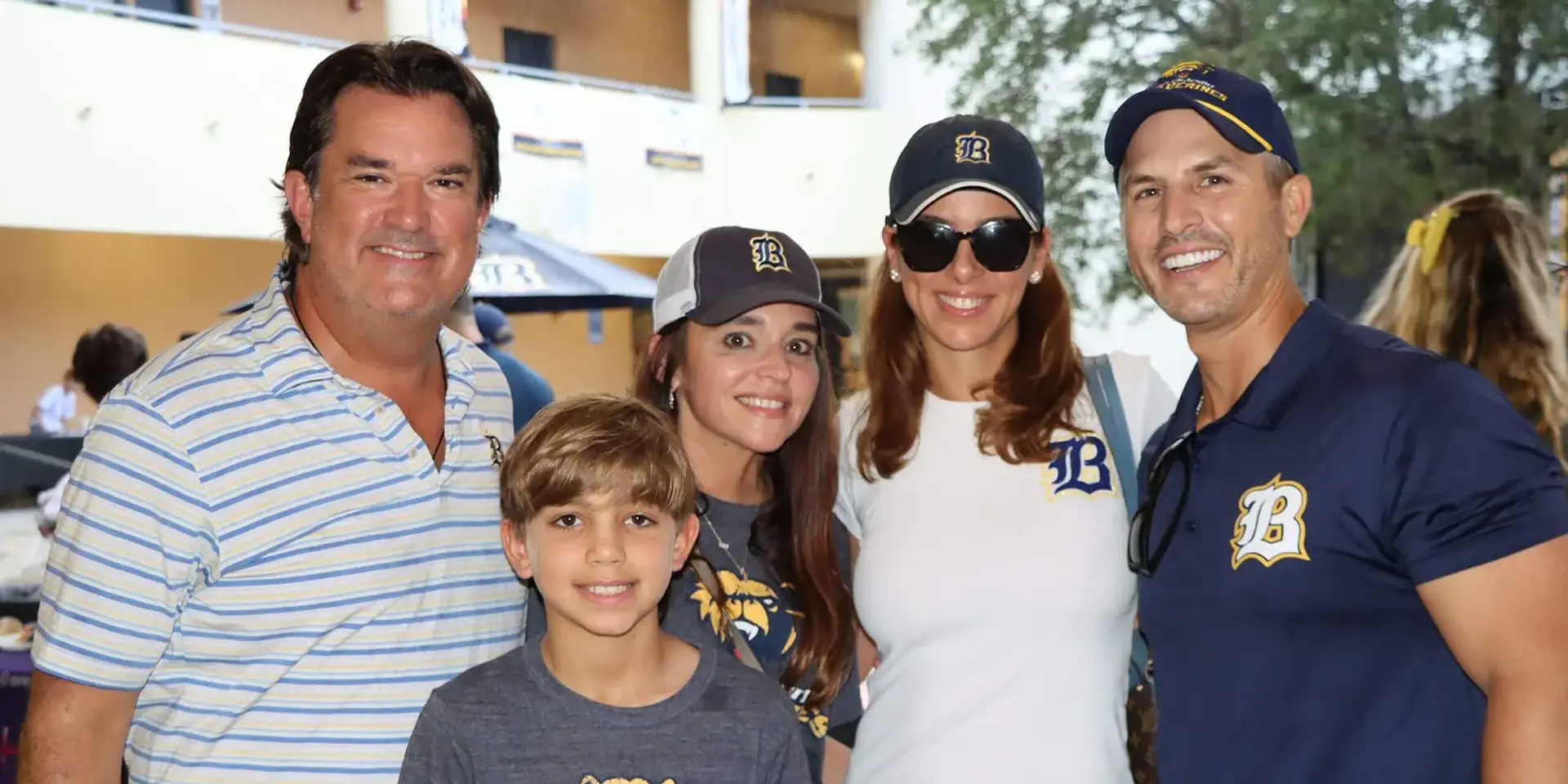 Belen Jesuit Alumni at Tailgate.