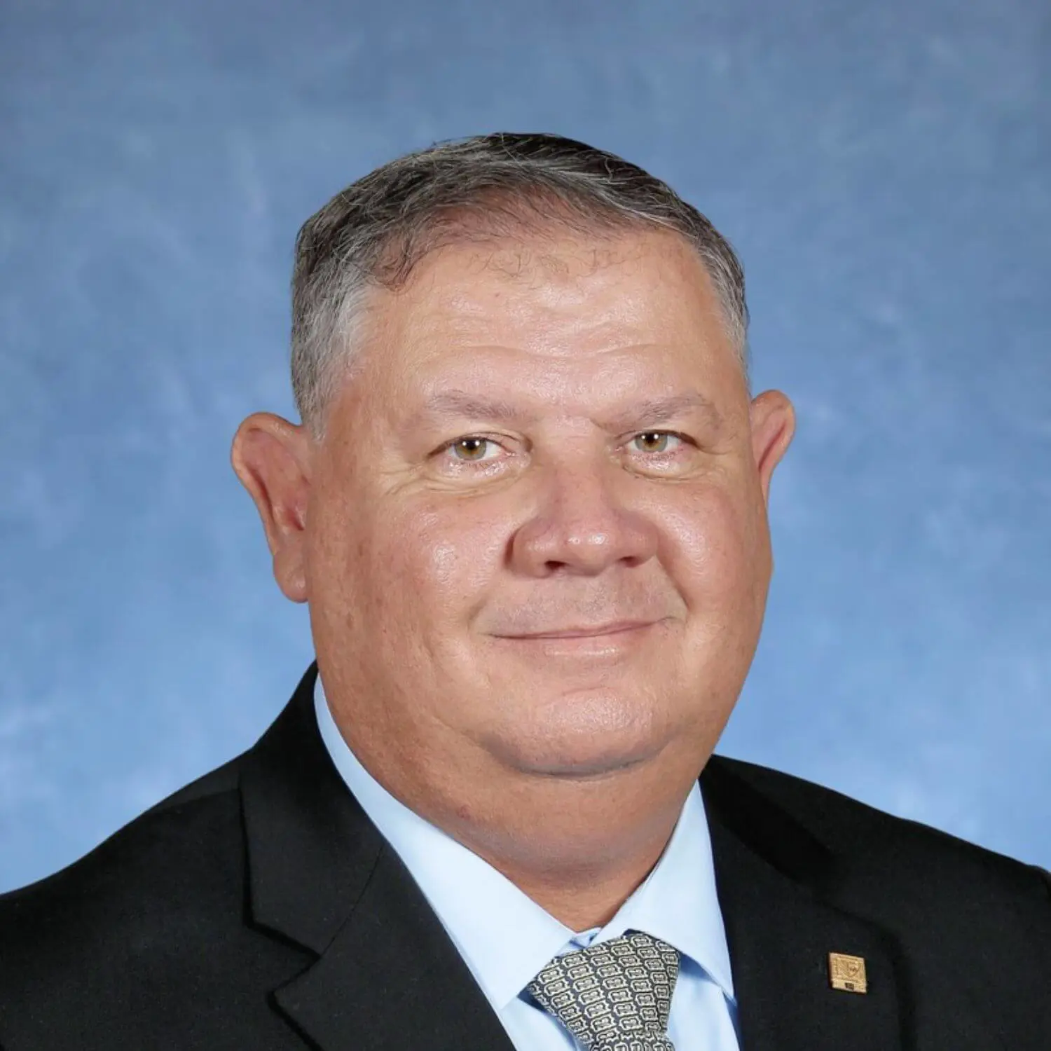 Mr. Victor Arrieta ’95  Assistant to the Athletic Director