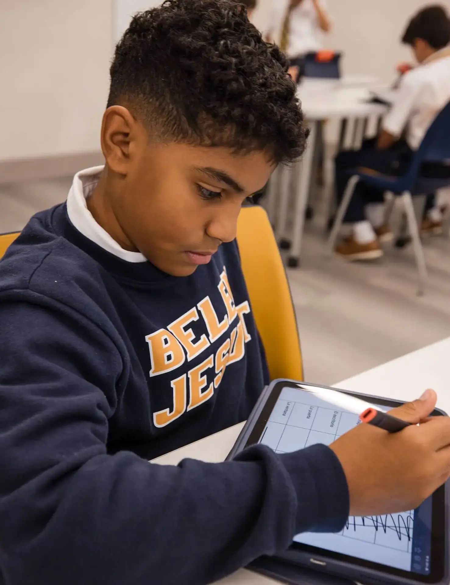 The Belen Jesuit 1:1 iPad program offers the opportunity to combine education, technology, and creativity in the classroom and beyond.