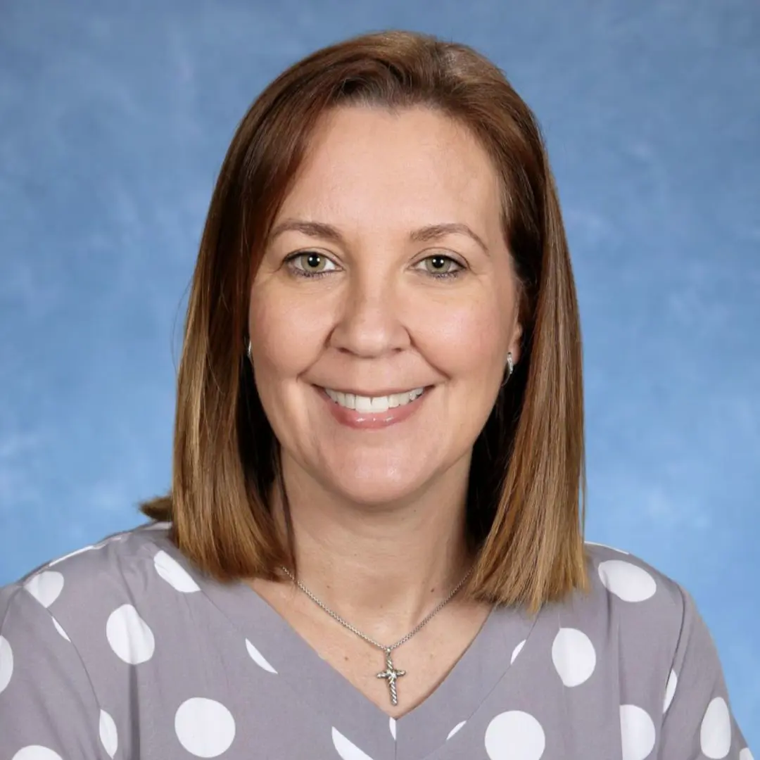 Mrs. Barbara Cantens  Assistant Director of College Counseling