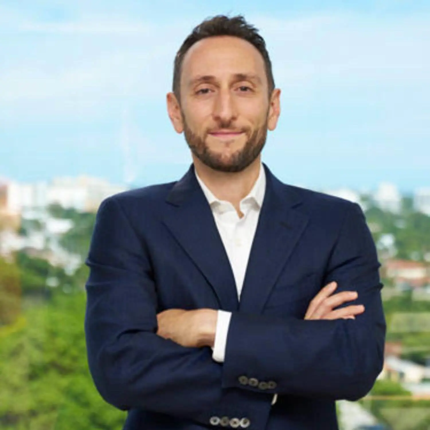Mr. Daniel Adán ’01