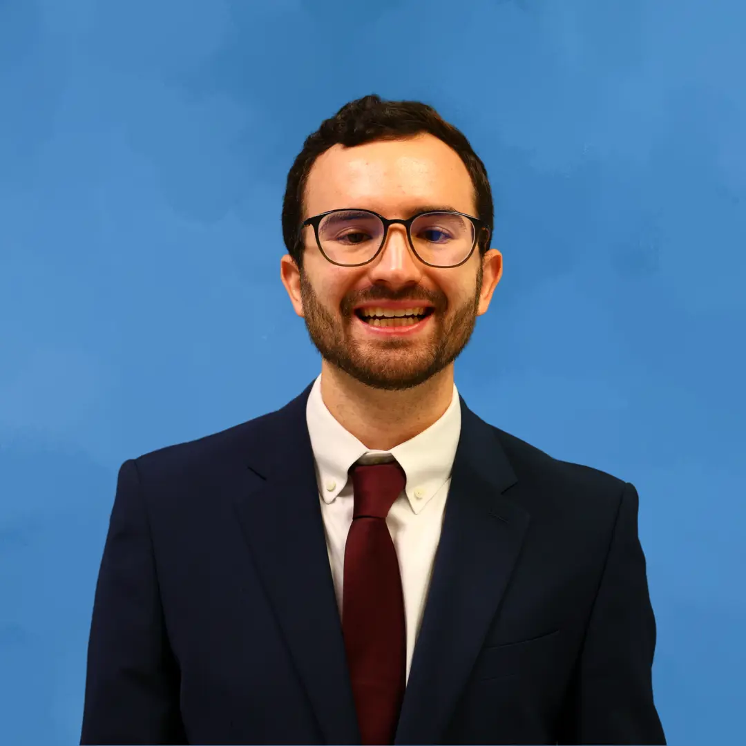 Mr. Ezequiel Cuevas ’15 is a Belen Jesuit College Counselor.