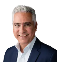 Rolando Jose Mendoza '84