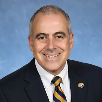 Mr. Phil Fenandez ’94, Executive Director of Advancement and Alumni Relations