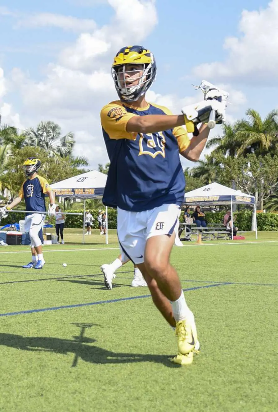 Belen Jesuit lacrosse student-athlete playing in a game at de la Cruz stadium. 